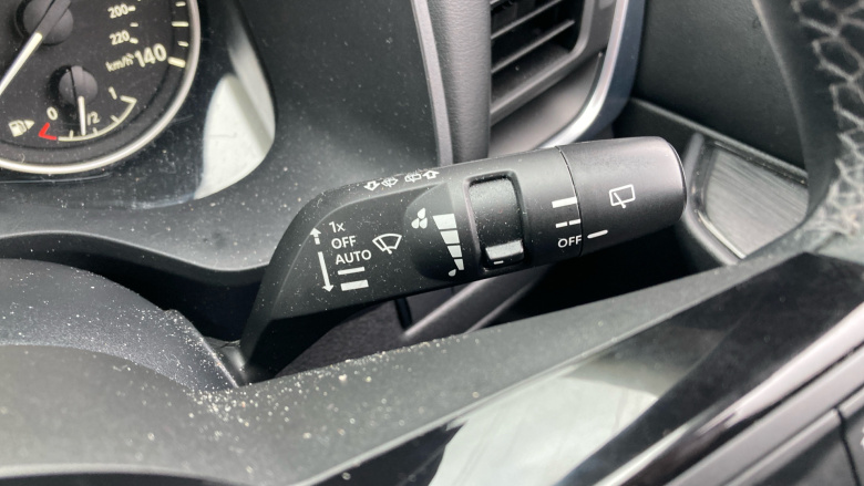 Nissan Qashqai 1.3 DiG-T MH Acenta Premium 5dr Petrol Hatchback